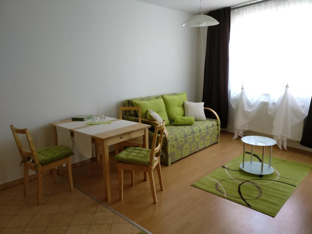 Jade Apartment Hegykő Exteriér fotografie