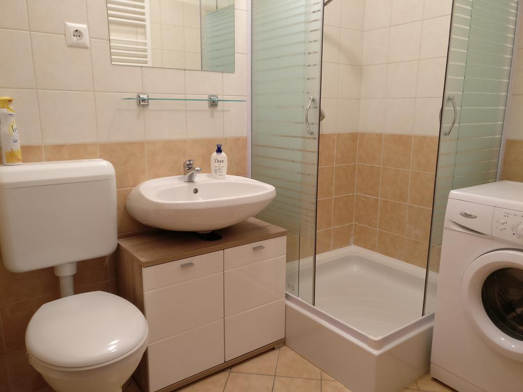 Jade Apartment Hegykő Exteriér fotografie